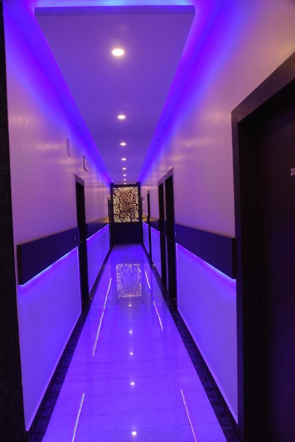 Hotel Grand Kubera Чикмагалур Экстерьер фото