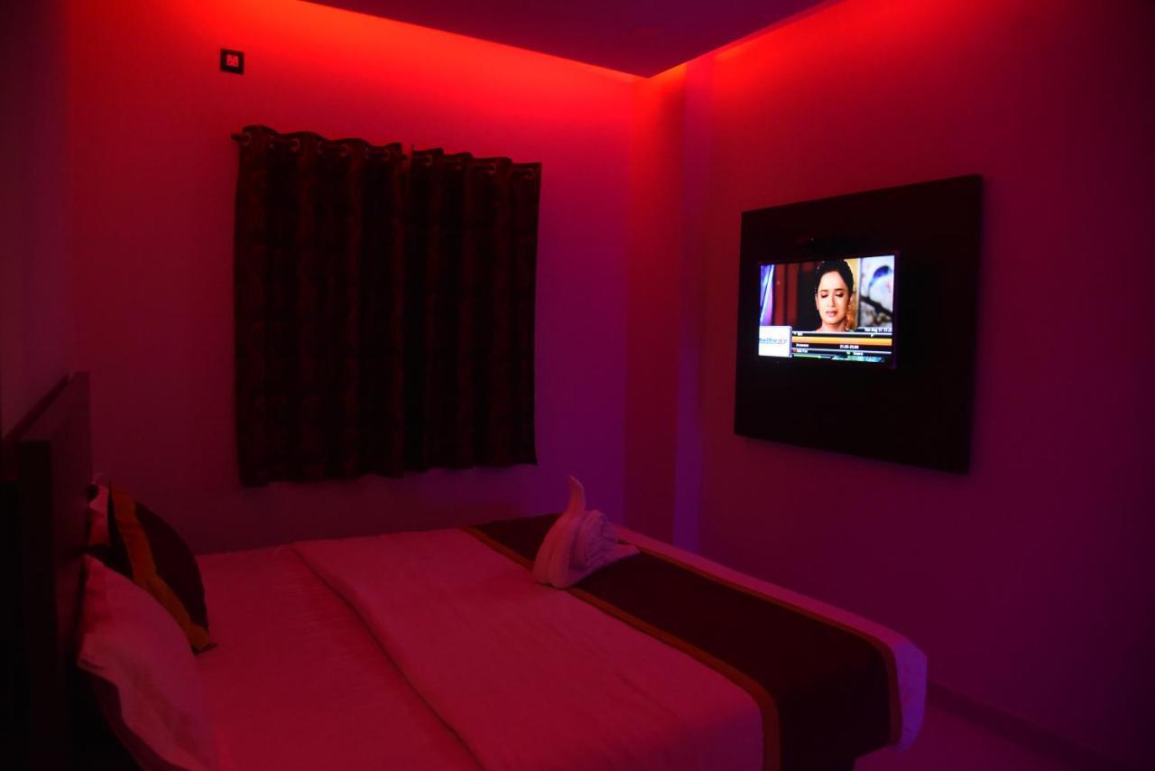 Hotel Grand Kubera Чикмагалур Экстерьер фото